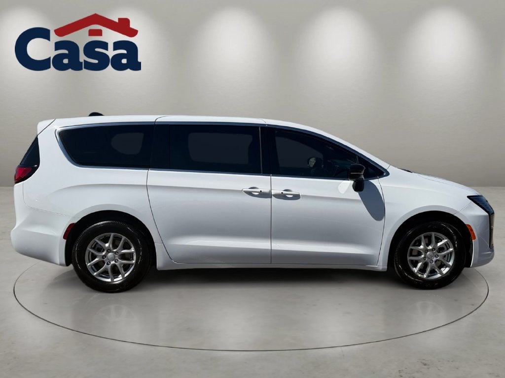 2027 Chrysler Pacifica PACIFICA SELECT