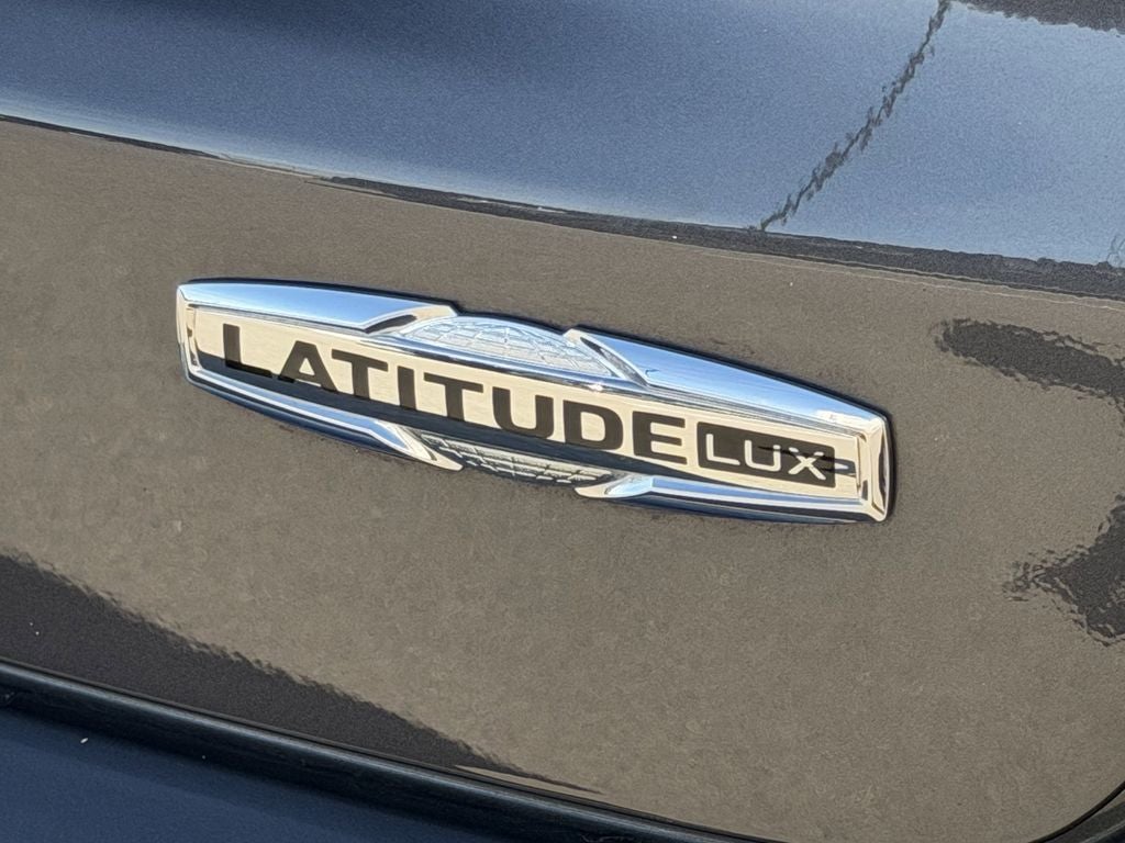 2024 Jeep Compass Latitude Lux FWD