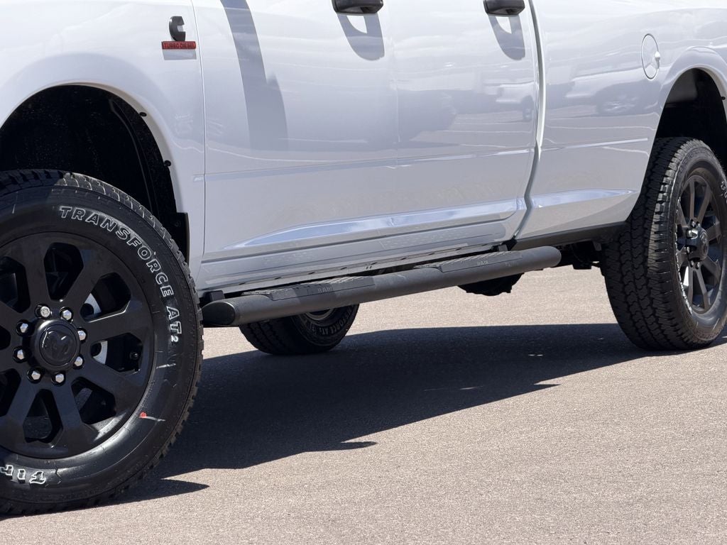 2026 RAM Ram 2500 RAM 2500 BLACK EXPRESS CREW CAB 4X4 8' BOX