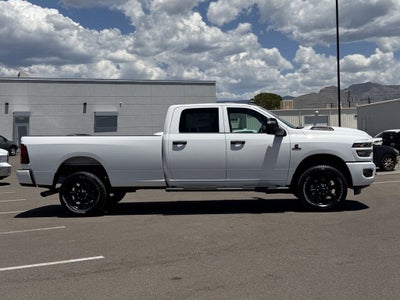 2026 RAM Ram 2500 RAM 2500 BLACK EXPRESS CREW CAB 4X4 8' BOX