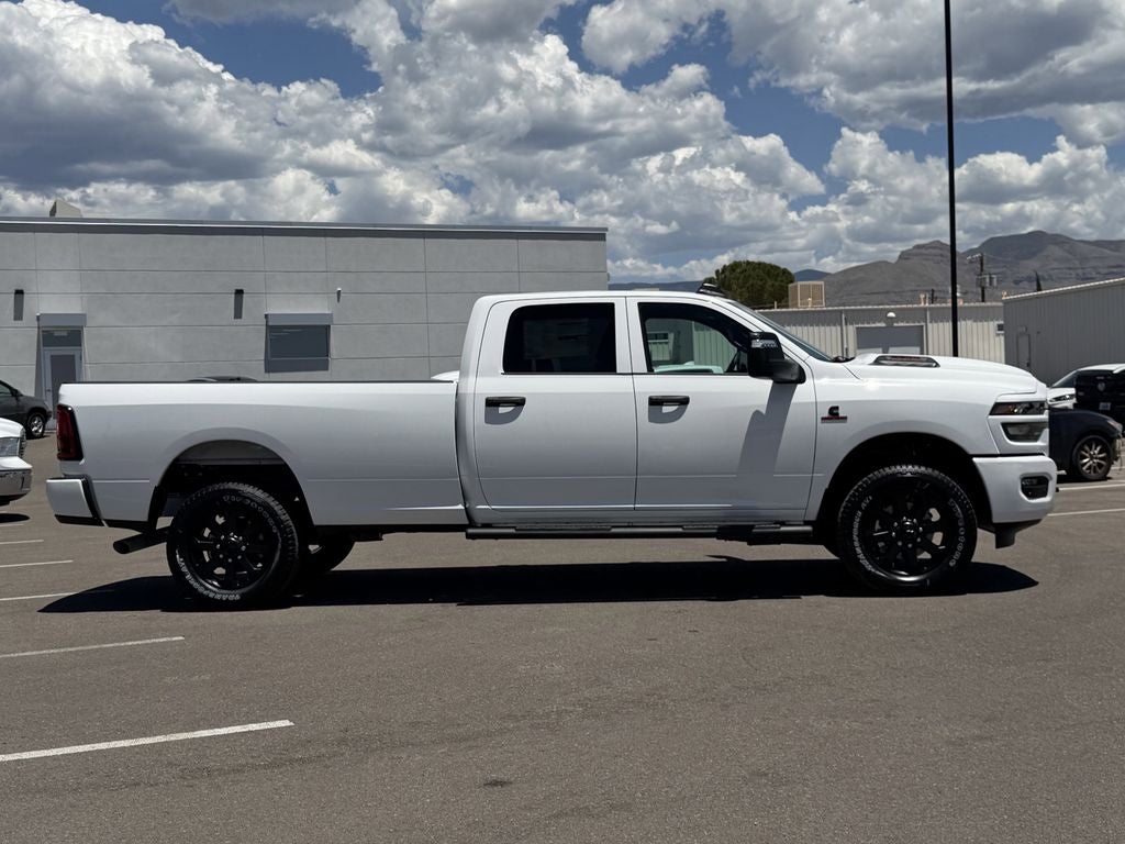 2026 RAM Ram 2500 RAM 2500 BLACK EXPRESS CREW CAB 4X4 8' BOX