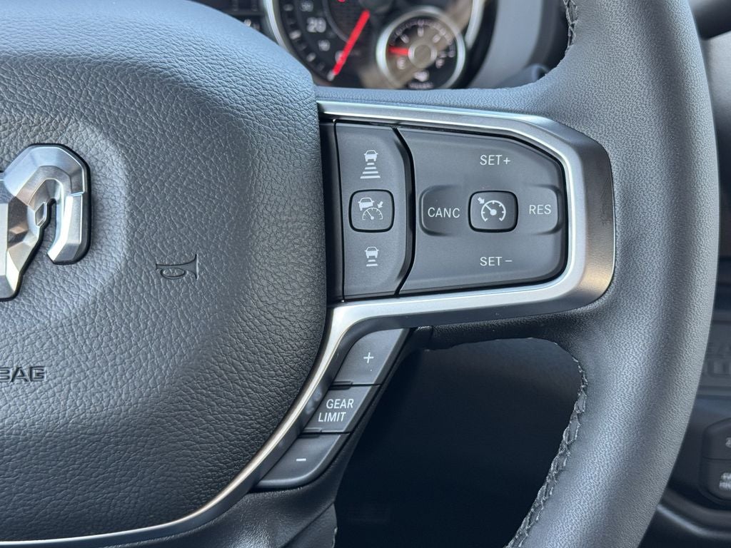 2026 RAM Ram 3500 Chassis Cab RAM 3500 TRADESMAN CREW CAB CHASSIS 4X4 60' CA