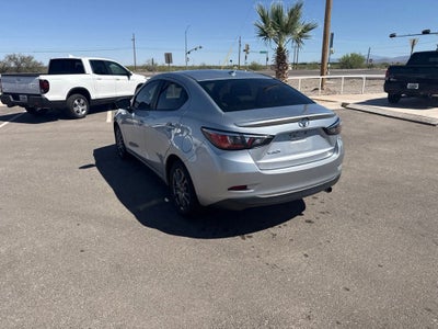 2019 Toyota Yaris LE