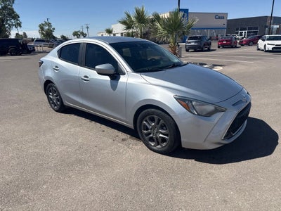 2019 Toyota Yaris LE