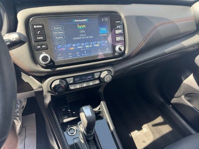 2024 Nissan Kicks SR Xtronic CVT