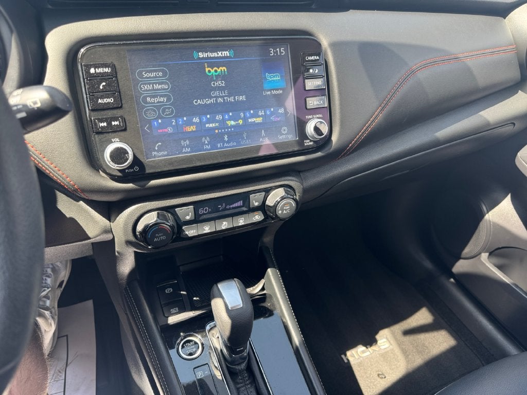 2024 Nissan Kicks SR Xtronic CVT