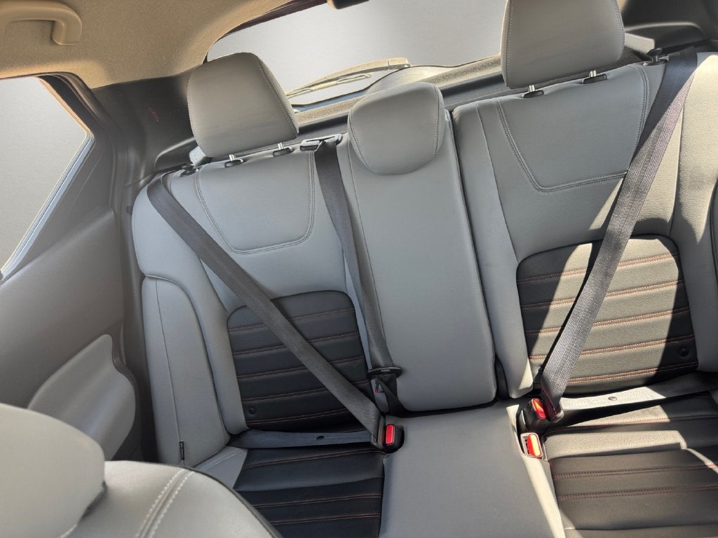 2024 Nissan Kicks SR Xtronic CVT