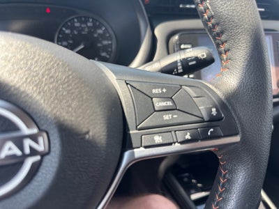 2024 Nissan Kicks SR Xtronic CVT