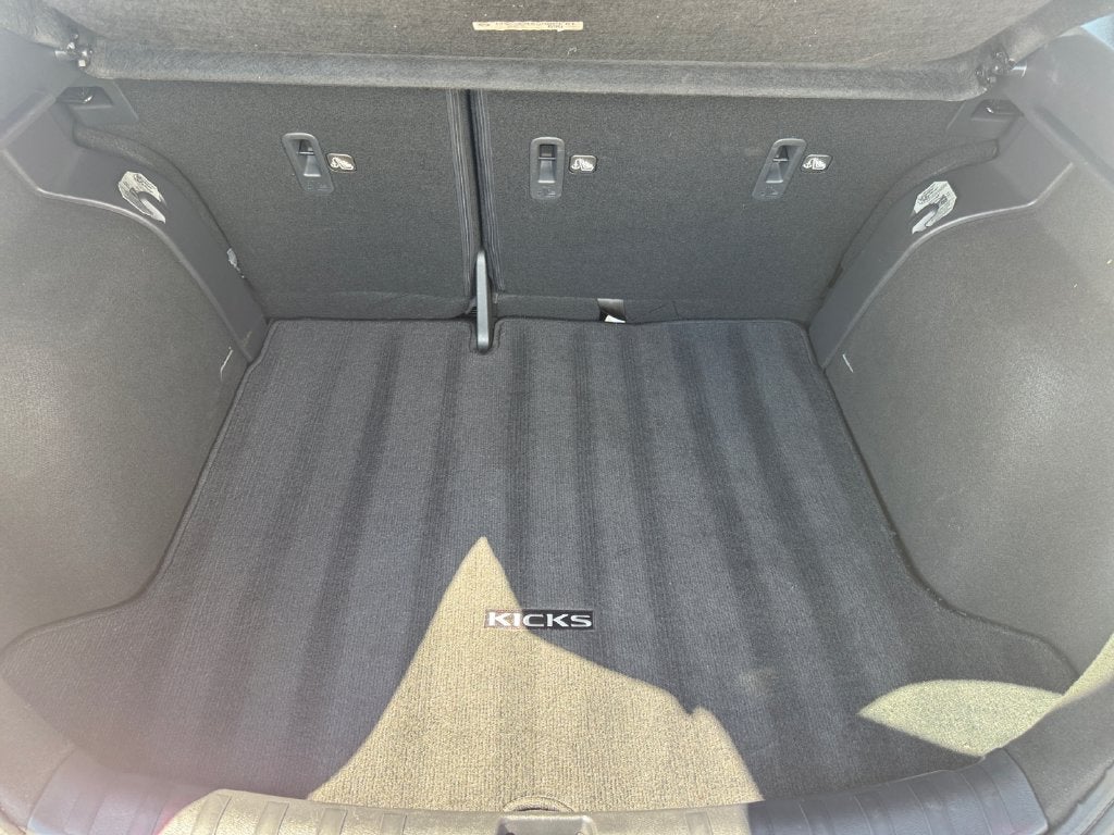 2024 Nissan Kicks SR Xtronic CVT