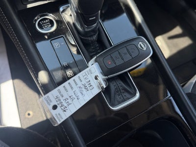 2024 Nissan Kicks SR Xtronic CVT