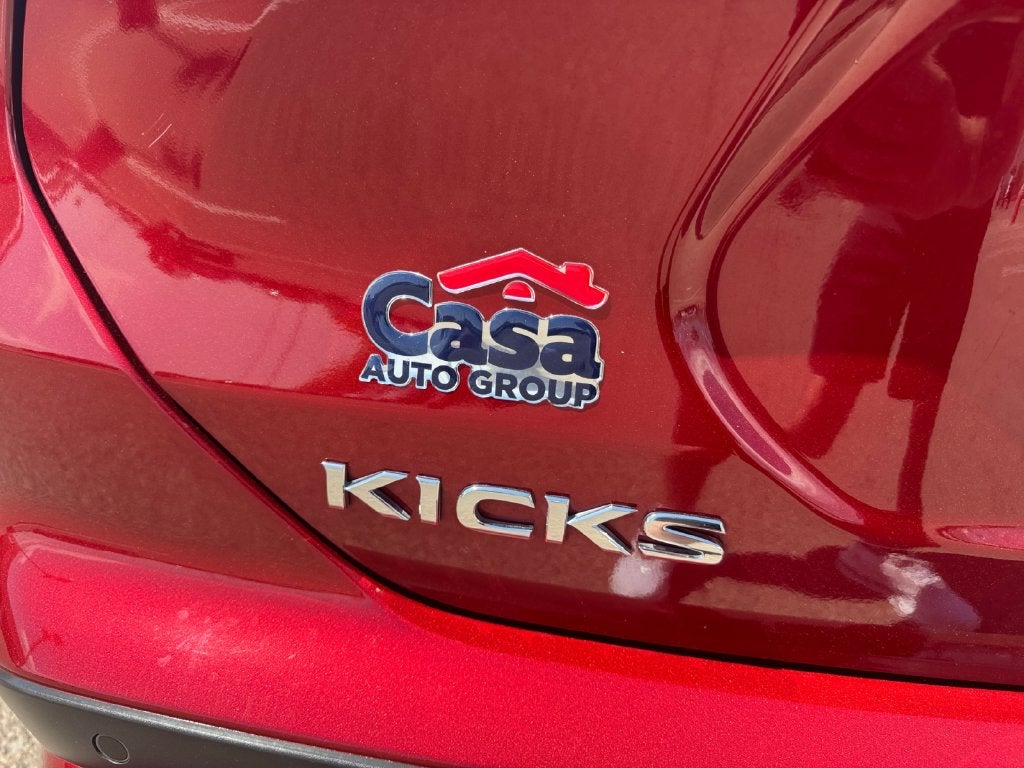 2024 Nissan Kicks SR Xtronic CVT