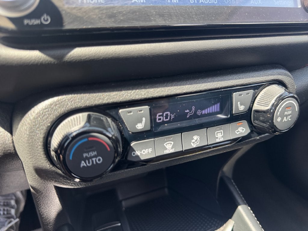 2024 Nissan Kicks SR Xtronic CVT