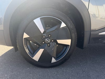 2025 Nissan Kicks SR FWD