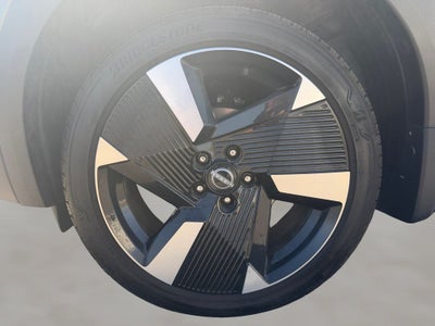 2025 Nissan Kicks SR FWD