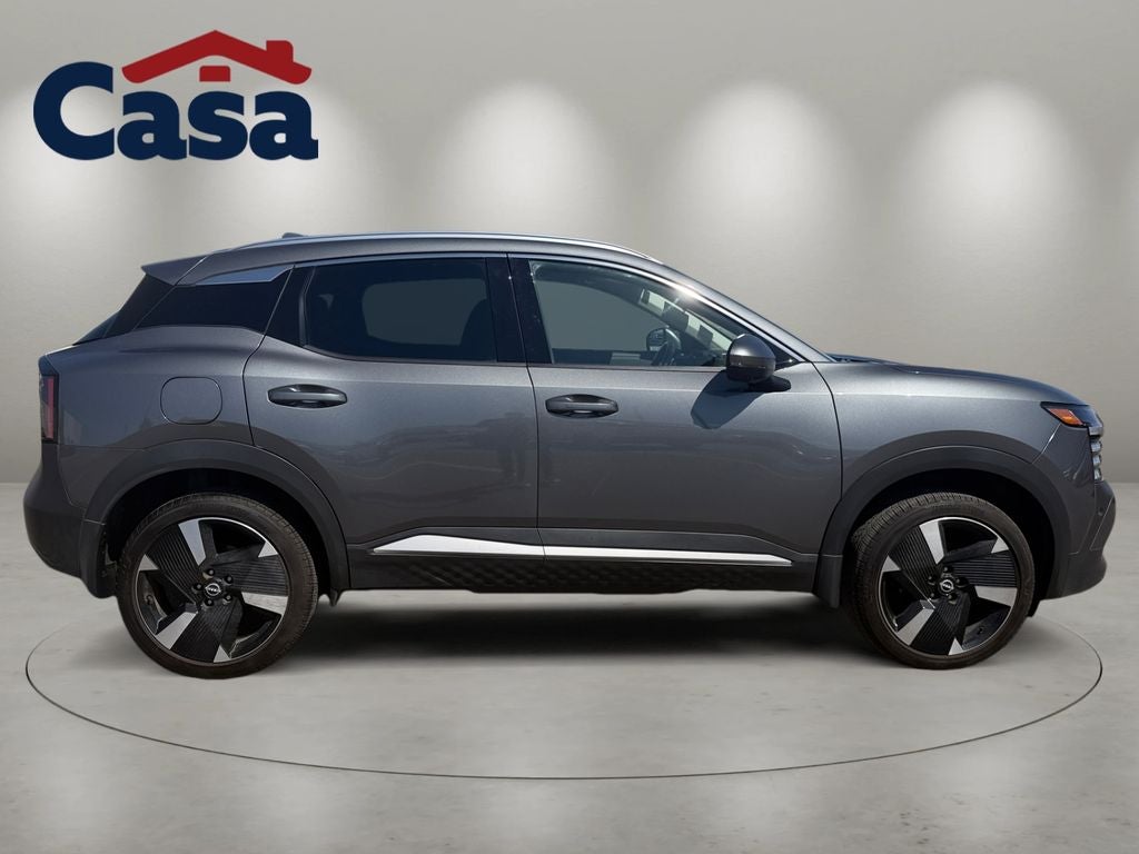 2025 Nissan Kicks SR FWD