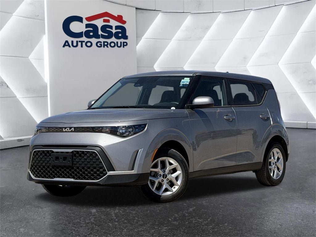 2025 Kia Soul 2.0L LX IVT's photo