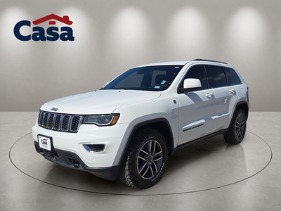 2020 Jeep Grand Cherokee Laredo