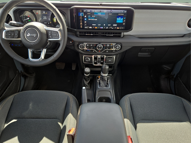 2025 Jeep Wrangler Sahara 4xe