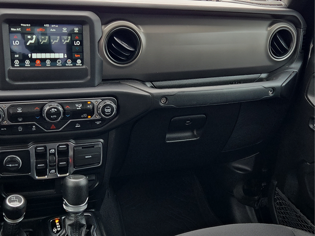 2022 Jeep Gladiator Willys