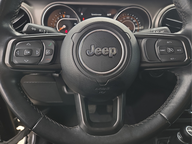 2022 Jeep Gladiator Willys