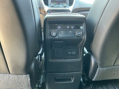 2021 GMC Acadia SLT