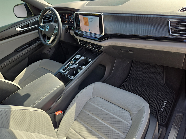 2024 Volkswagen Atlas Cross Sport 2.0T SEL R-Line