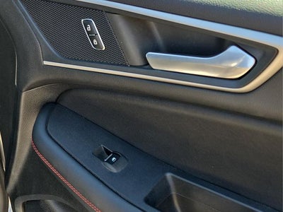 2022 Ford Edge ST Line