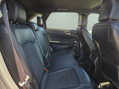 2022 Ford Edge ST Line