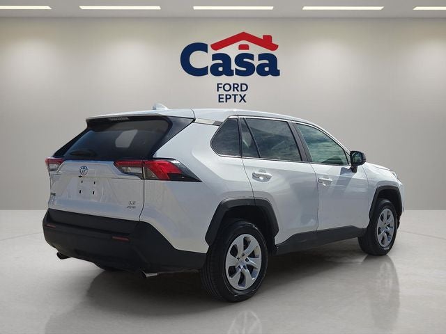 2024 Toyota RAV4 LE