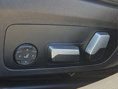 2023 BMW 3 Series 330e iPerformance