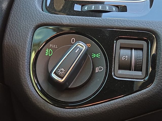 2020 Volkswagen Golf GTI 2.0T SE