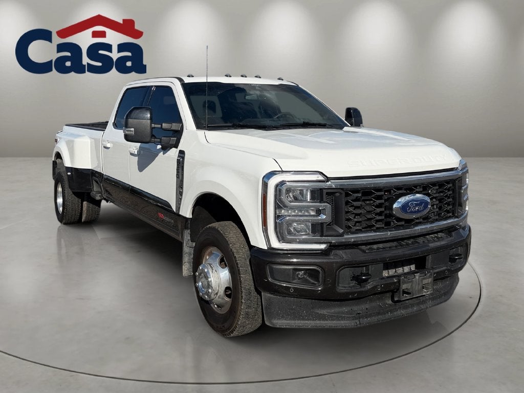 2025 Ford F-350SD King Ranch DRW SUPER CLEAN!!