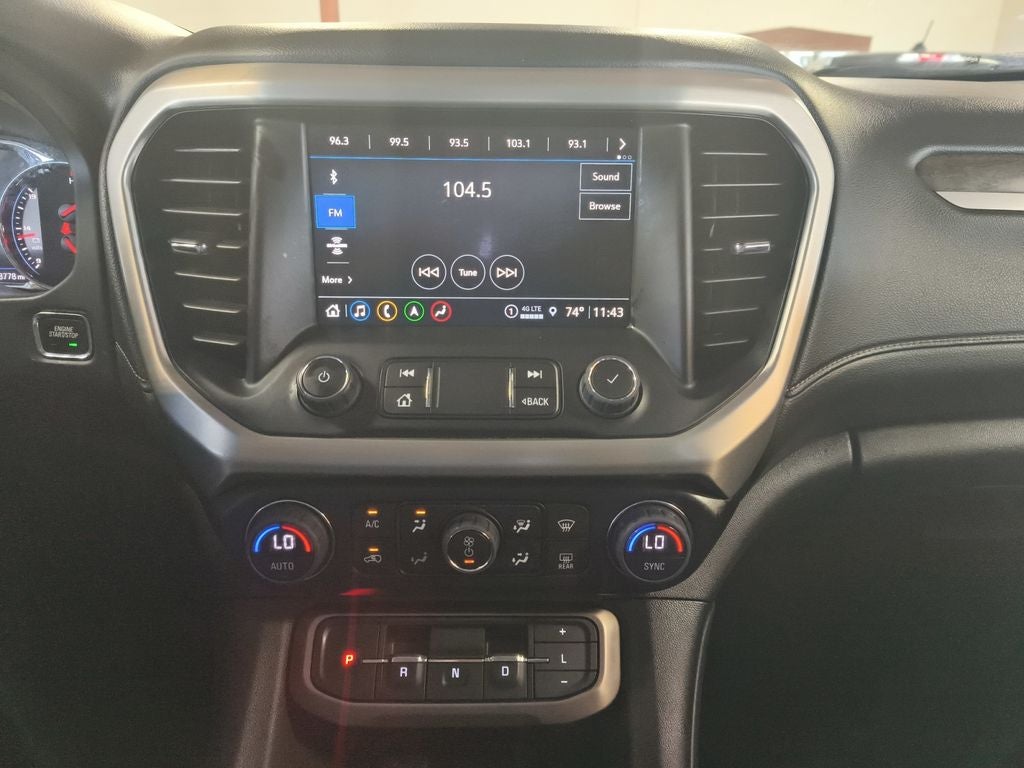 2023 GMC Acadia Denali