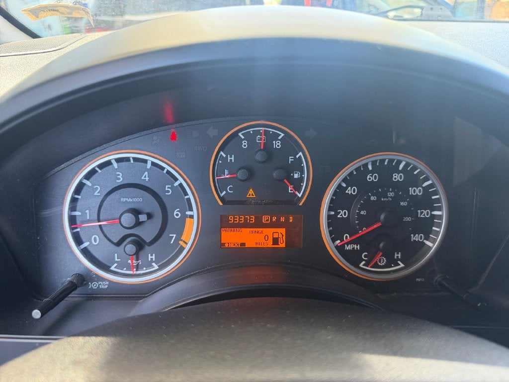 2014 Nissan Titan SV
