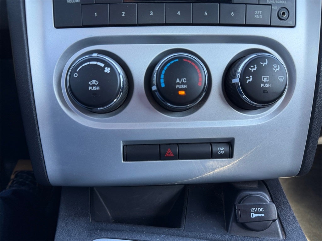 2010 Dodge Challenger SE