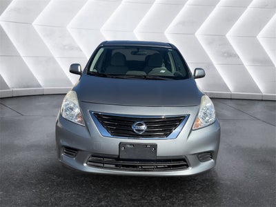 2013 Nissan Versa 1.6 SV
