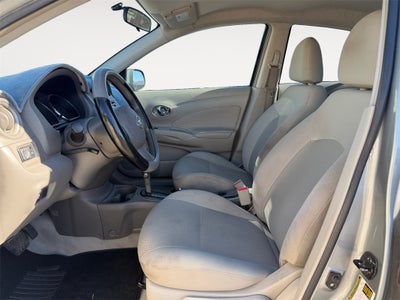 2013 Nissan Versa 1.6 SV