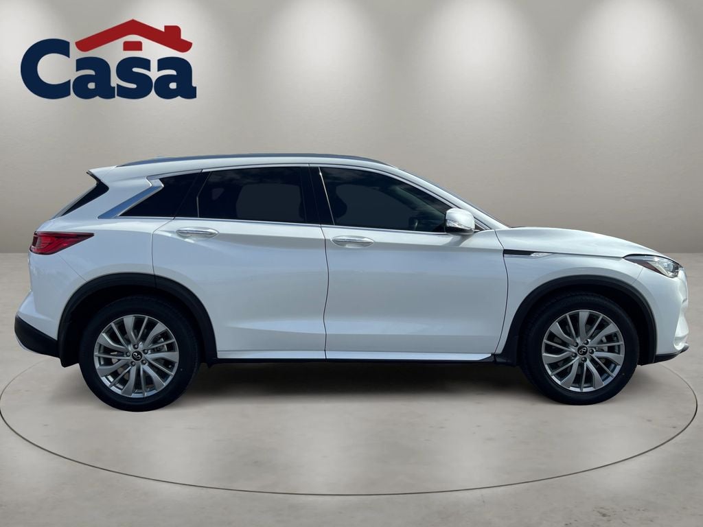 2023 INFINITI QX50 LUXE
