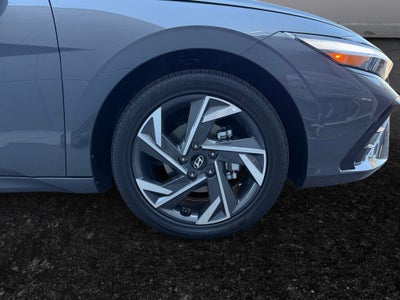 2025 Hyundai Elantra Hybrid Limited