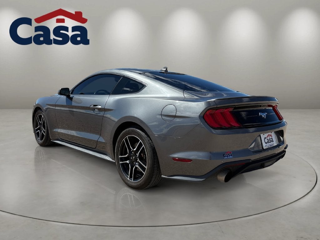 2022 Ford Mustang EcoBoost