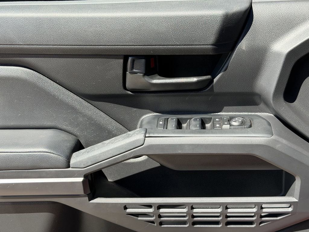 2024 Toyota Tacoma 4WD SR5