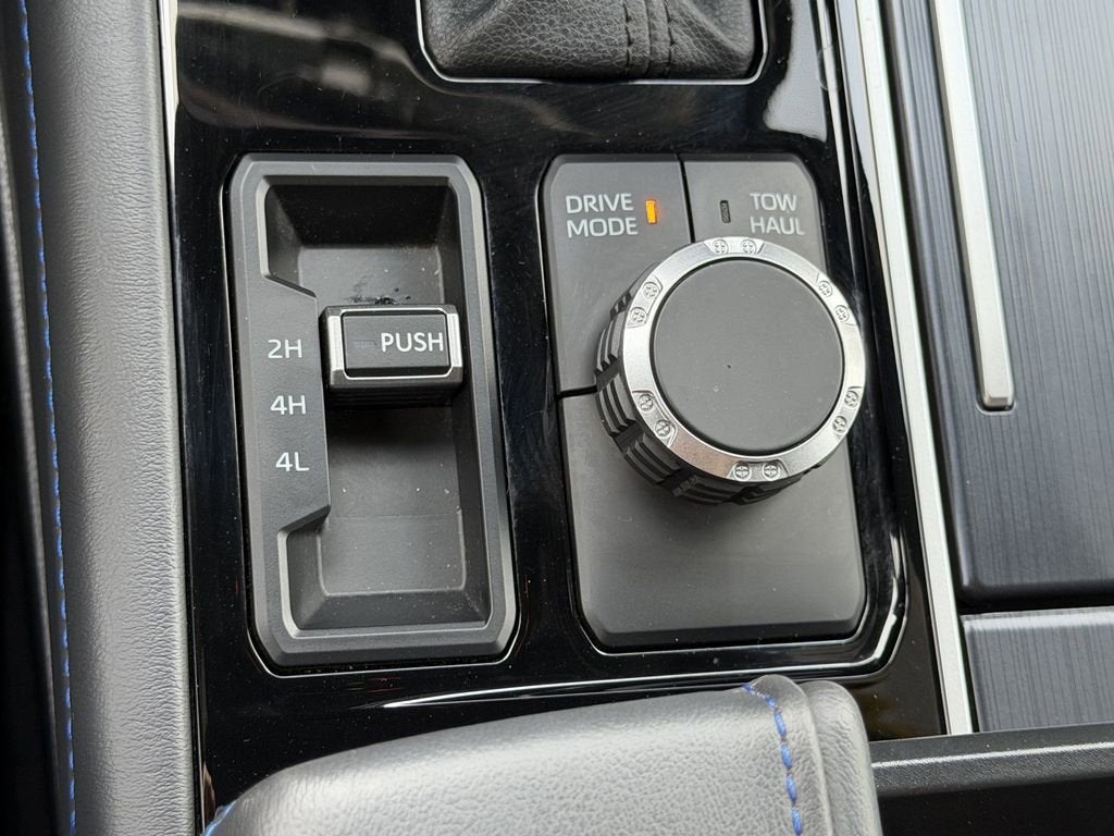 2024 Toyota Sequoia SR5