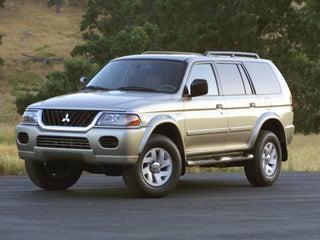 2002 Mitsubishi Montero Sport ES