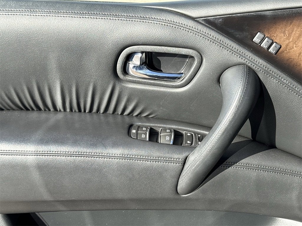 2014 INFINITI QX80 4WD 4dr